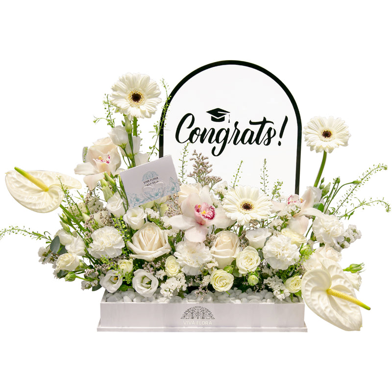 Congrats - Graduation Fresh Flower