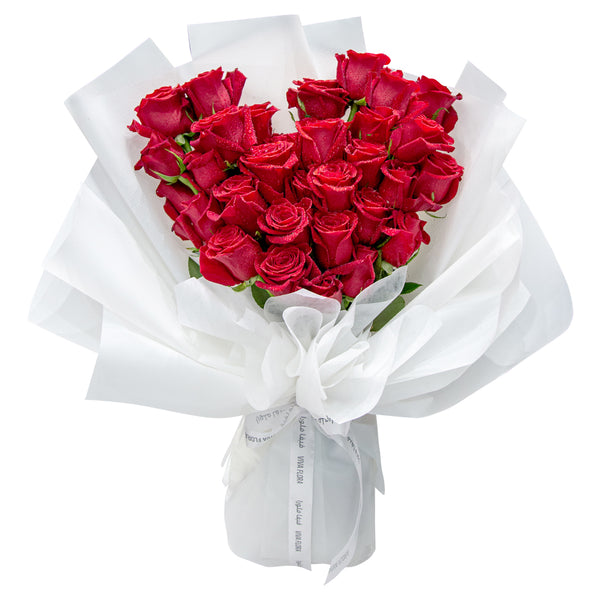 Red Heart Flower Bouquet Flower Delivery Qatar Florist Qatar Viva