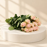 bunch of light peach roses for wholesale