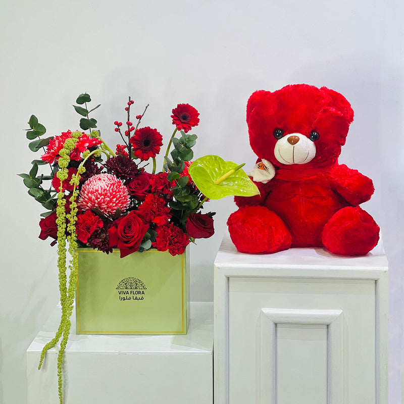 Royal Celebration Flower Box Combo